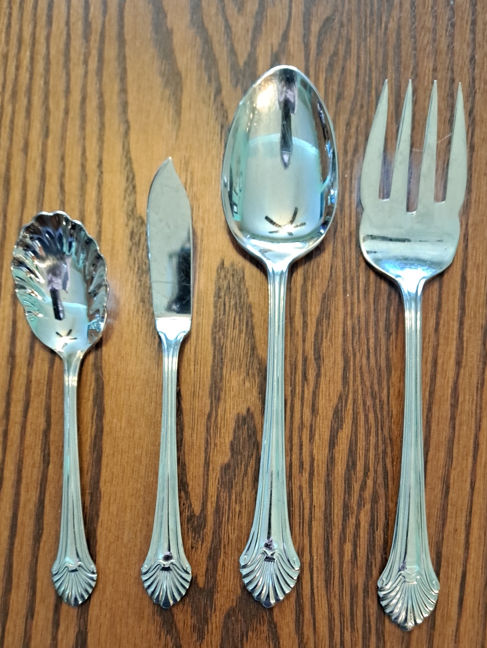 Reed and Barton Seafare Stainless Flatware - Glossy Silver Finish